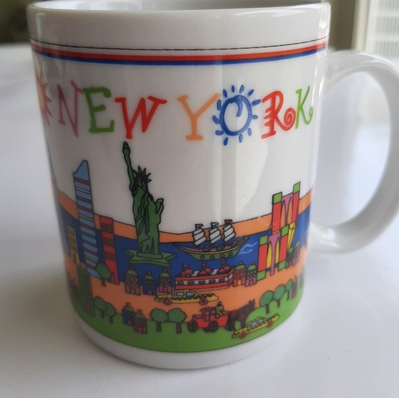 NEW YORK CITY SOUVENIR MUG - Picture 2 of 10
